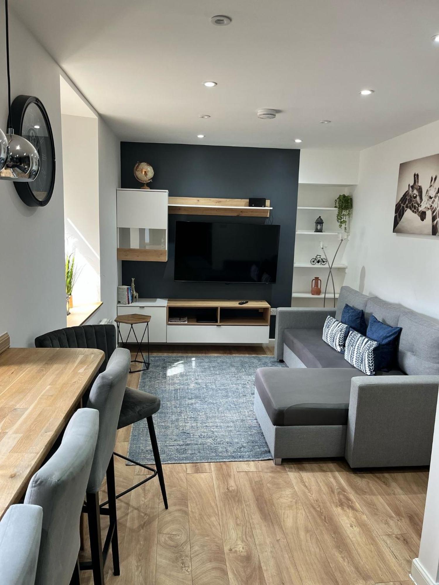 51 Innes Street Apartment Инвернес Екстериор снимка